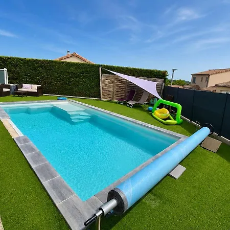 Le Temps D'un Sejour 12 Pers Avec Piscine Chasseneuil-du-Poitou
